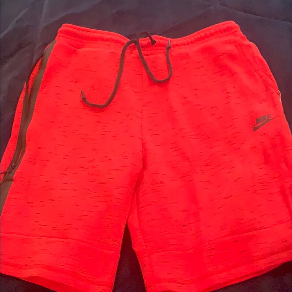 Nike tech fleece short